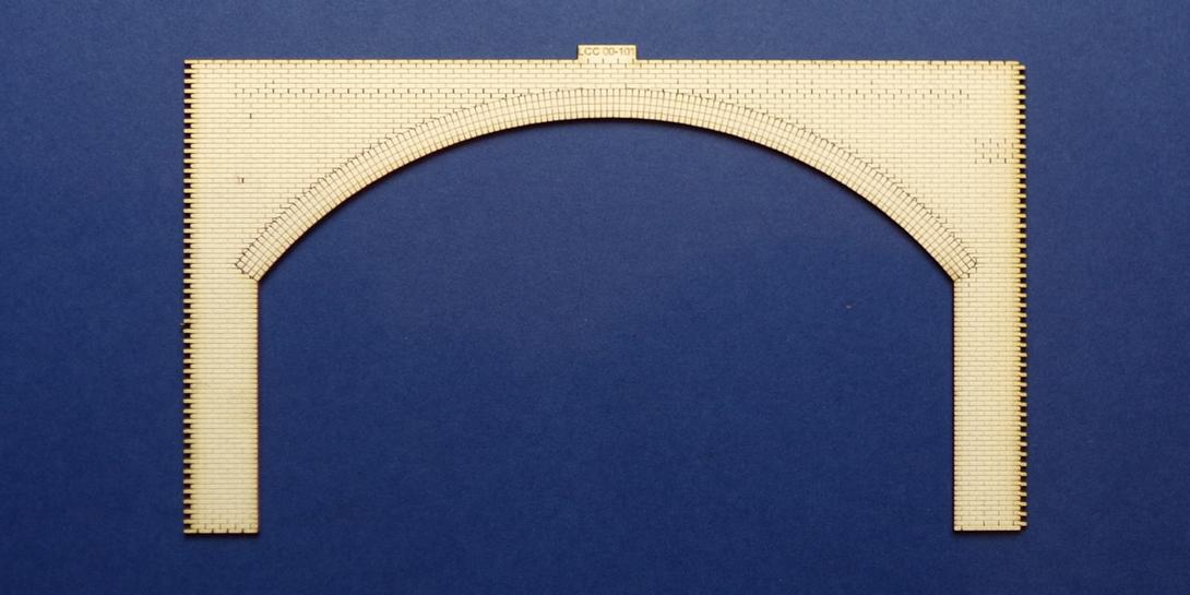 LCC 00-101 OO gauge retaining wall tunnel portal front panel Front panel for tunnel portal. Conforms to typical double track sizing of tunnel portals.